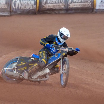 Moonfin Magnus Ostrów Wielkopolski - Dakar Development Stal Rzeszów 