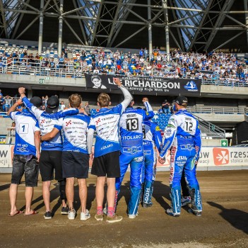 Derby są nasze! Wygrywamy po zaciętym spotkaniu!